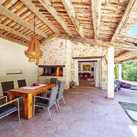 By Guide * Trstenik (Dubrovnik-Neretva)